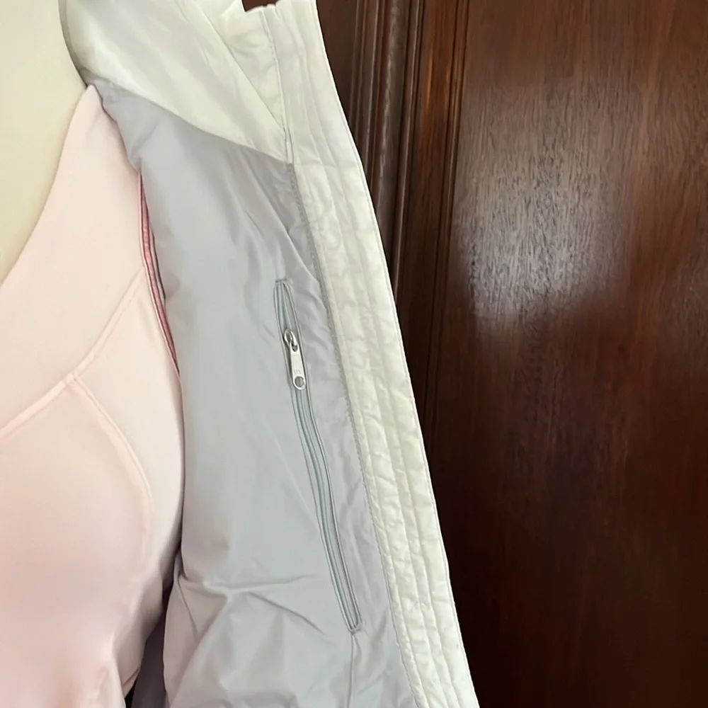 Marmot Calen Jacket in white - Size Small - NWT - Picture 6 of 8